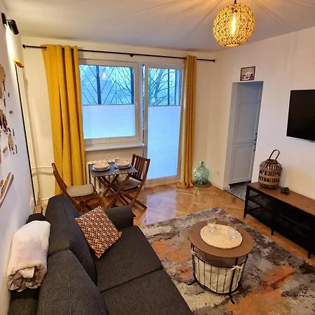 Wooden Peace Apartment *